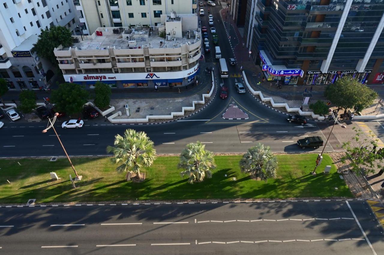 Le Paradise Palace Hotel Dubai Exterior photo